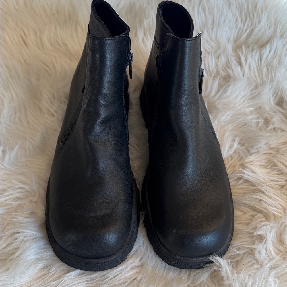 Naot Black Leather Ankle Boots - Picture 4 of 6